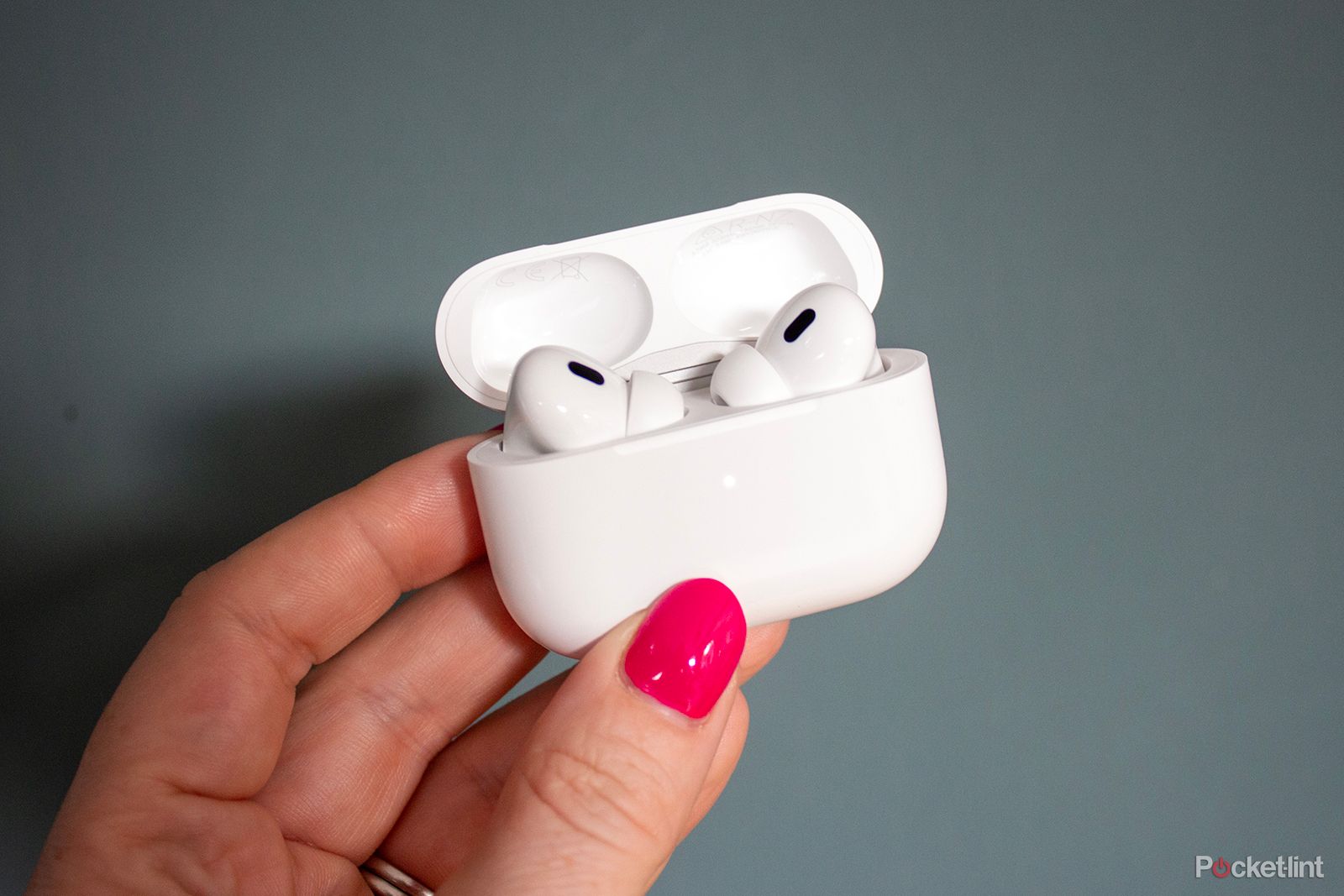 new-apple-airpods-pro-2nd-generation-with-magsafe-and-usb-c-review