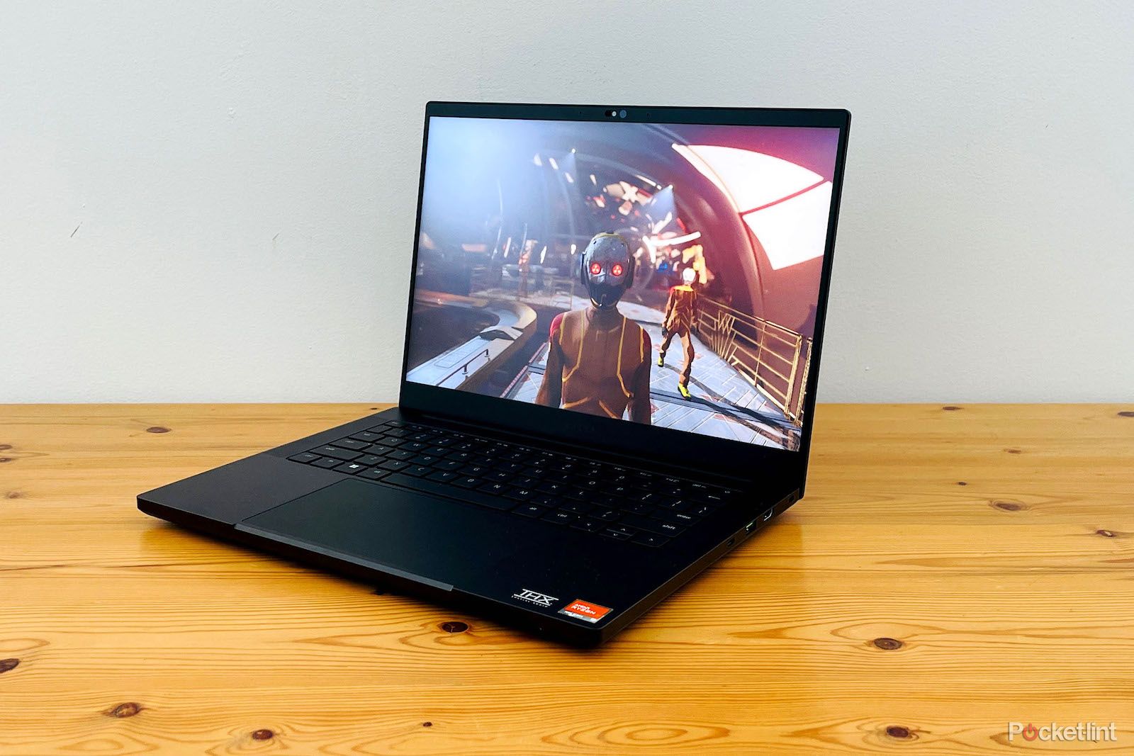 razer-blade-14-review:-a-superb,-truly-portable-gaming-laptop