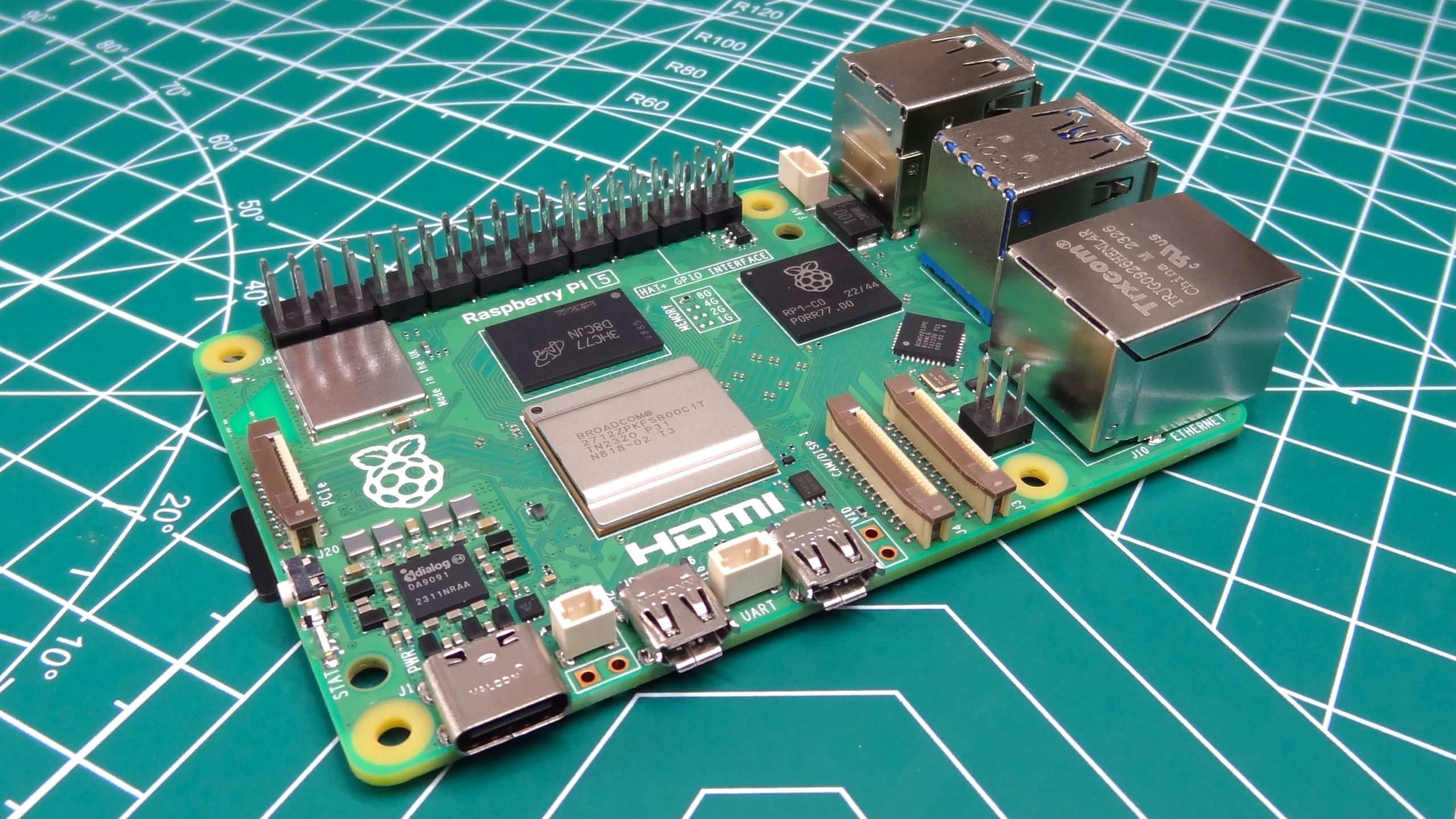 raspberry-pi-5-review:-a-new-standard-for-makers