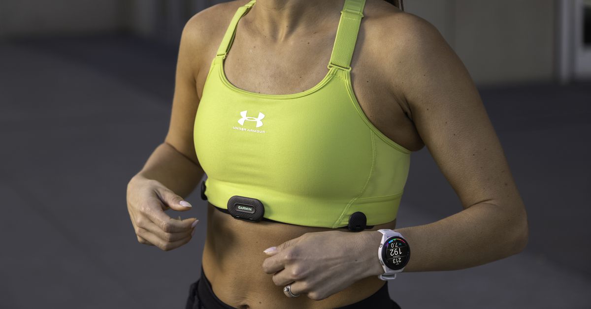 garmin’s-new-chest-strap-actually-works-with-sports-bras