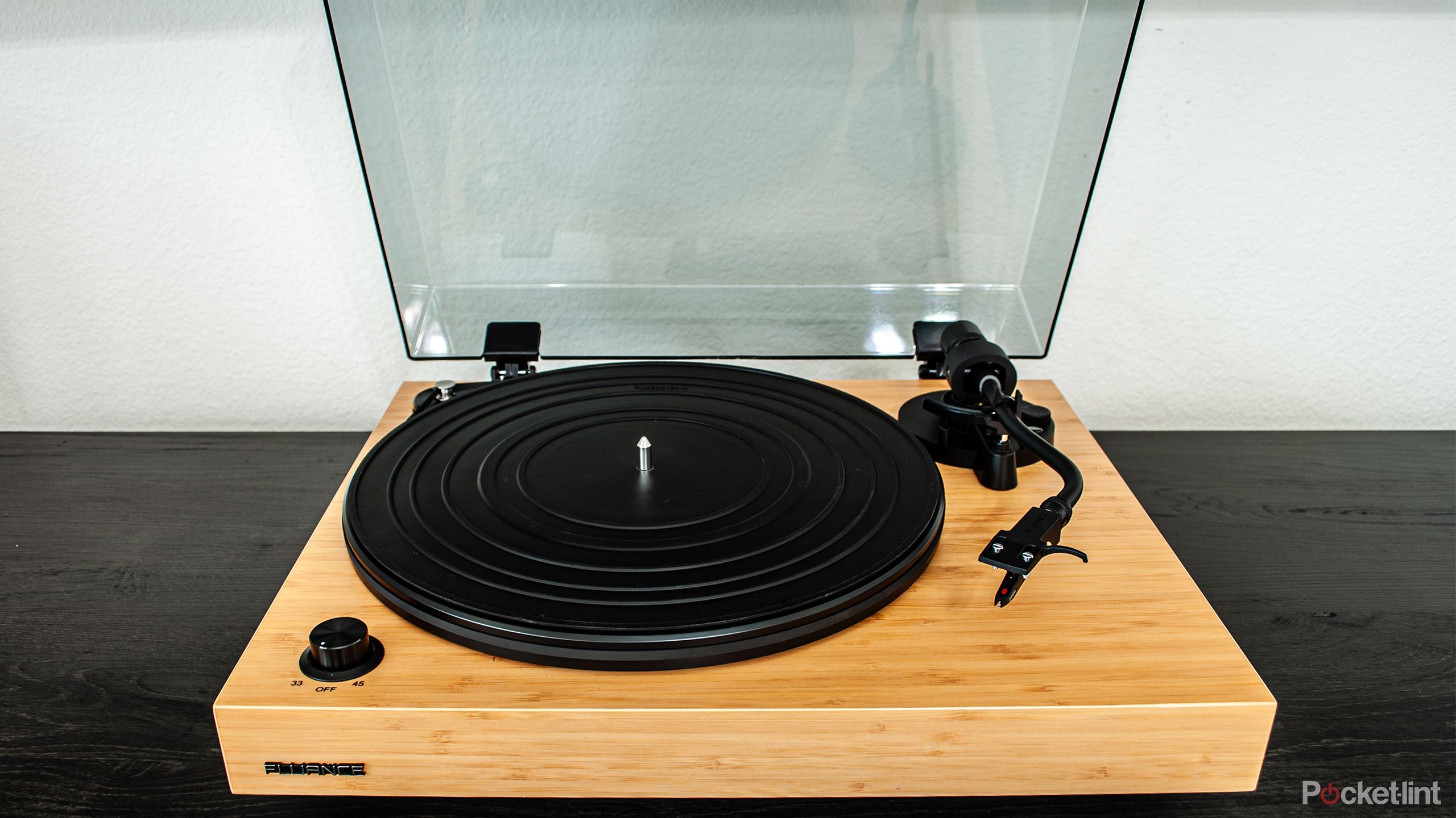 fluance-rt82-review:-a-budget-turntable-star