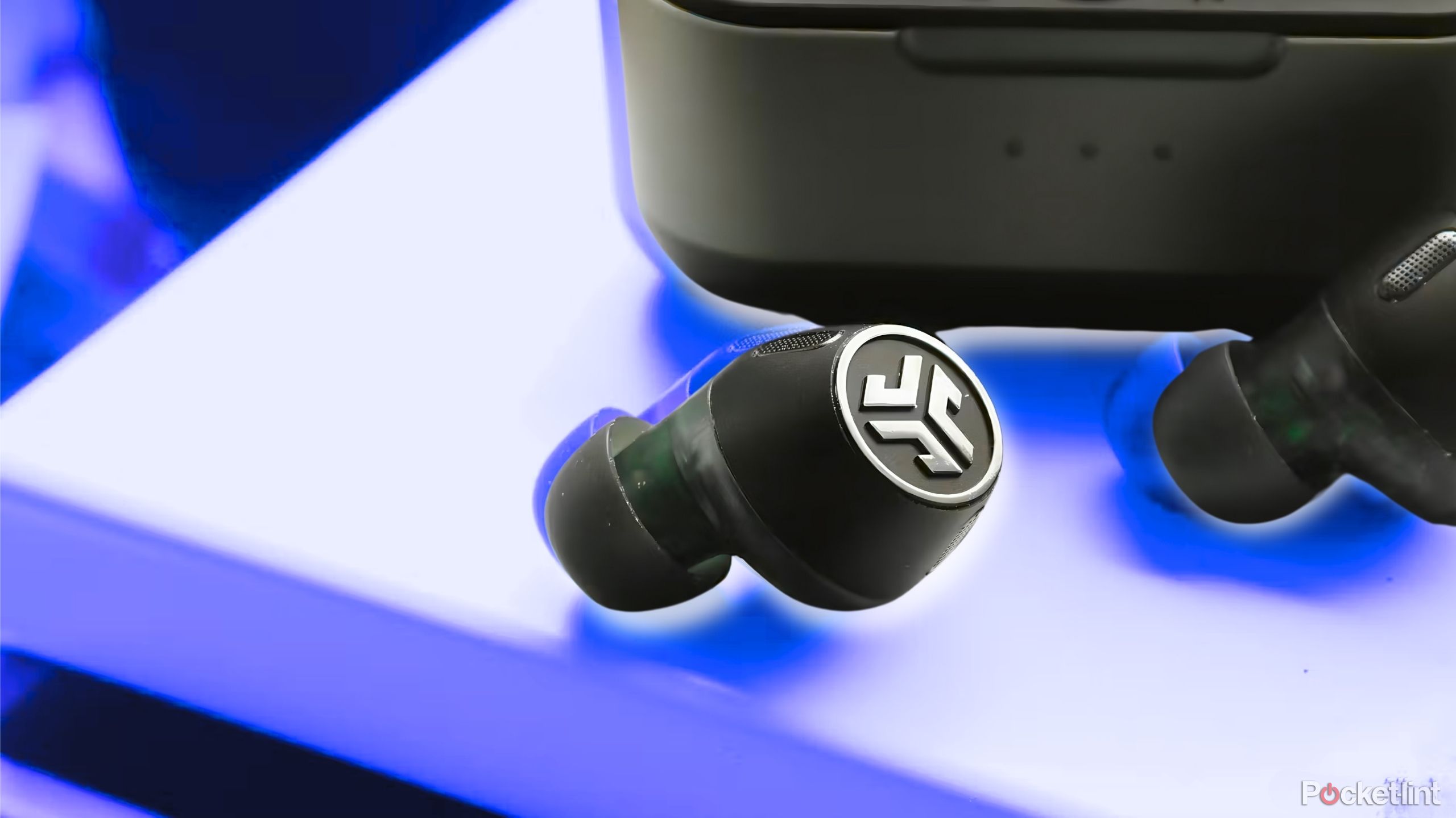 jlab-epic-lab-edition-earbuds-review:-a-feature-packed-feat