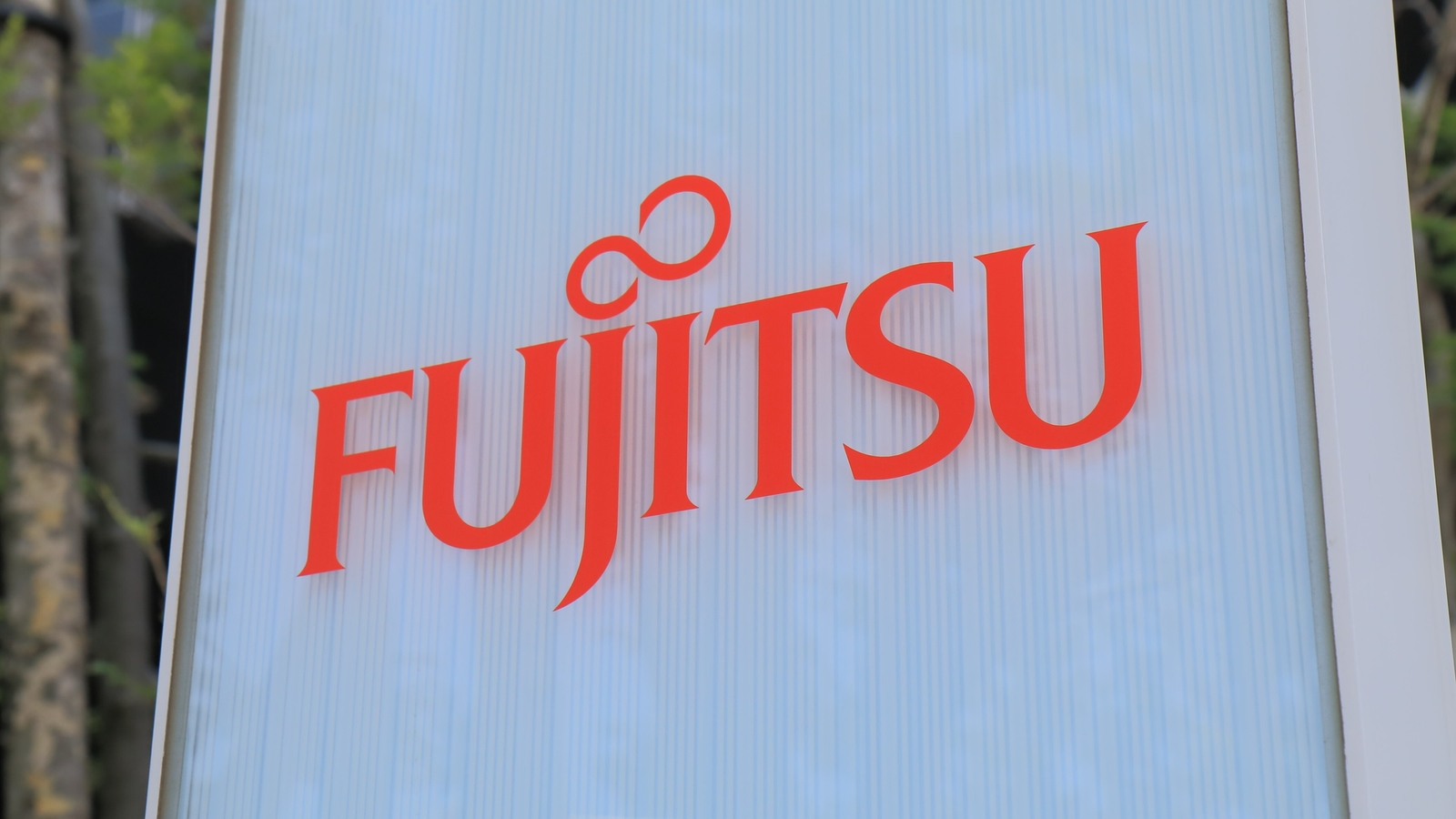 fujitsu-uses-fugaku-supercomputer-to-train-llm:-13-billion-parameters