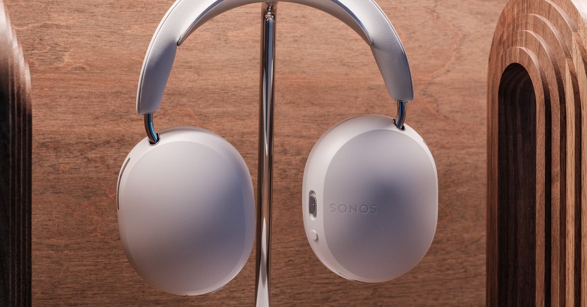 the-sonos-ace-headphones-are-here,-and-they’re-damn-impressive