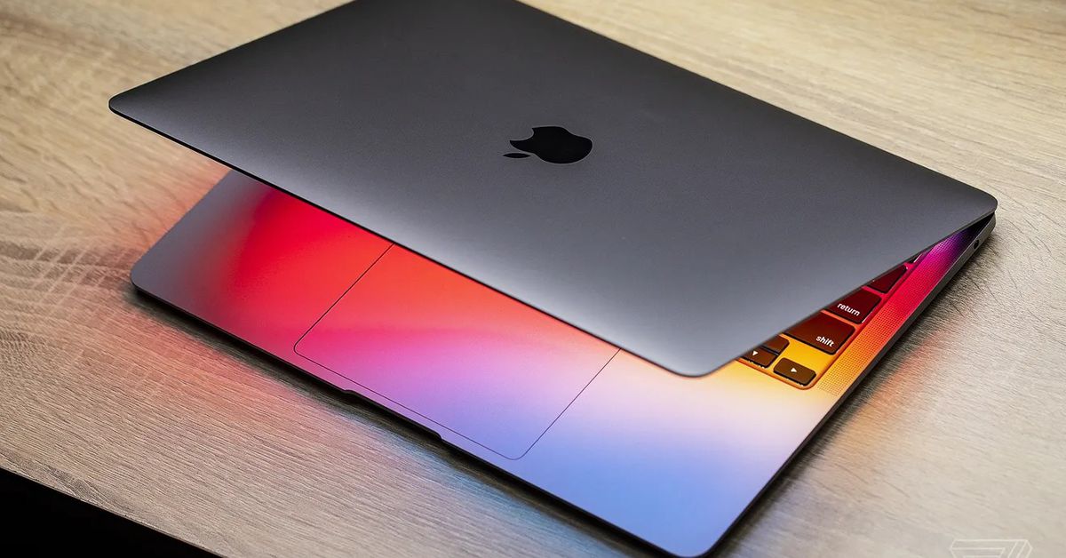 apple’s-foldable-macbooks-rumored-to-ship-in-2026