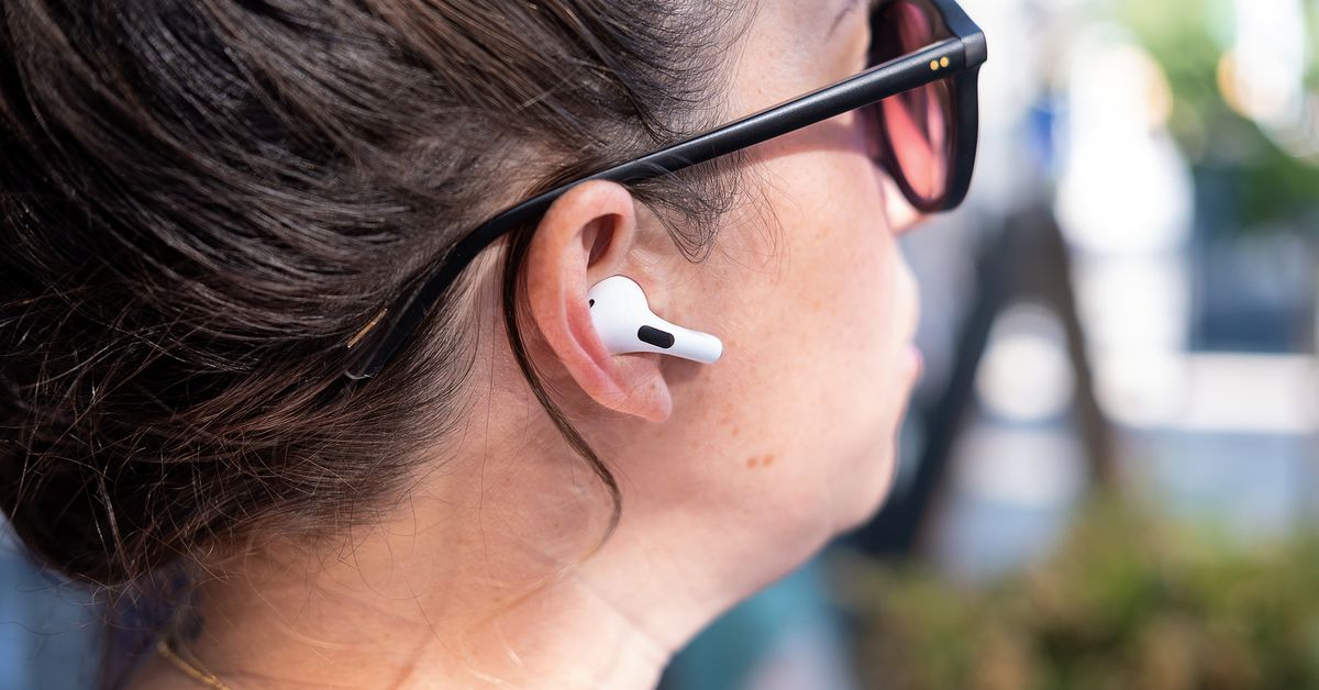 apple-gets-fda-authorization-to-turn-the-airpods-pro-into-hearing-aids