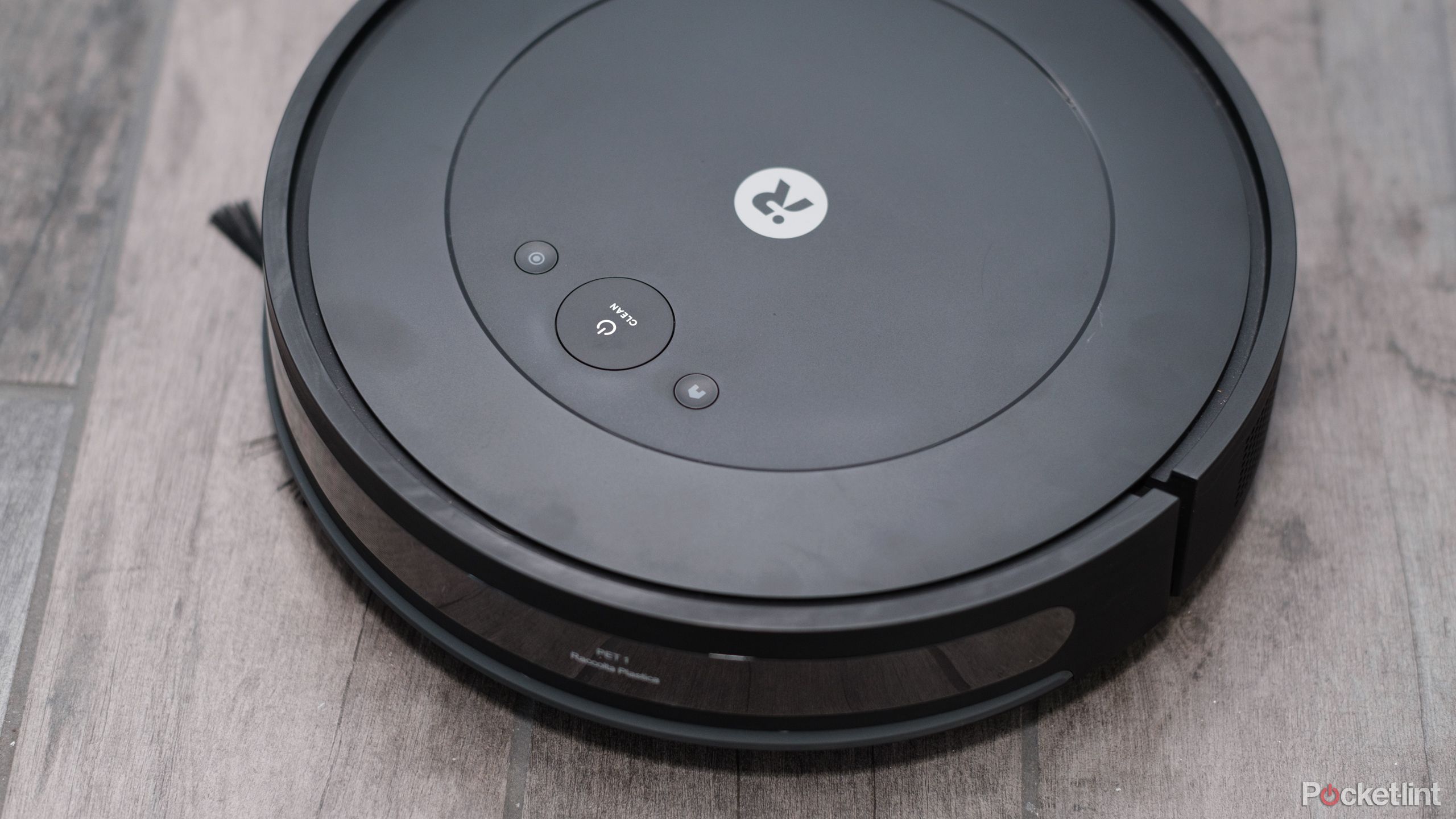 irobot-roomba-combo-essential-review:-clean-on-a-budget