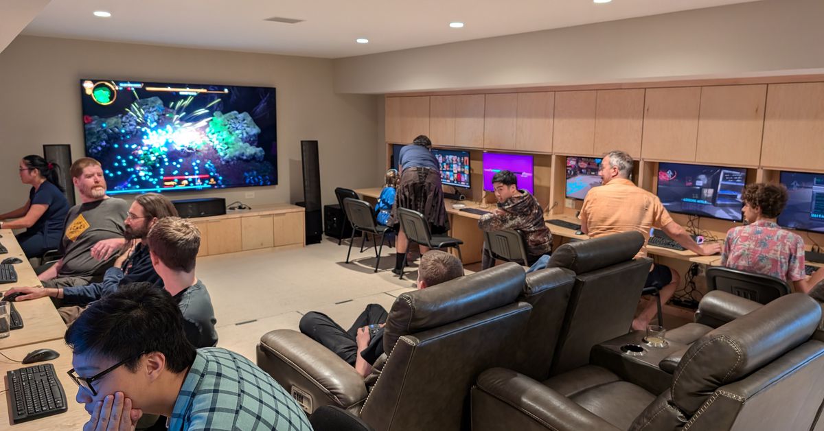 this-house-is-made-for-lan-gaming-parties