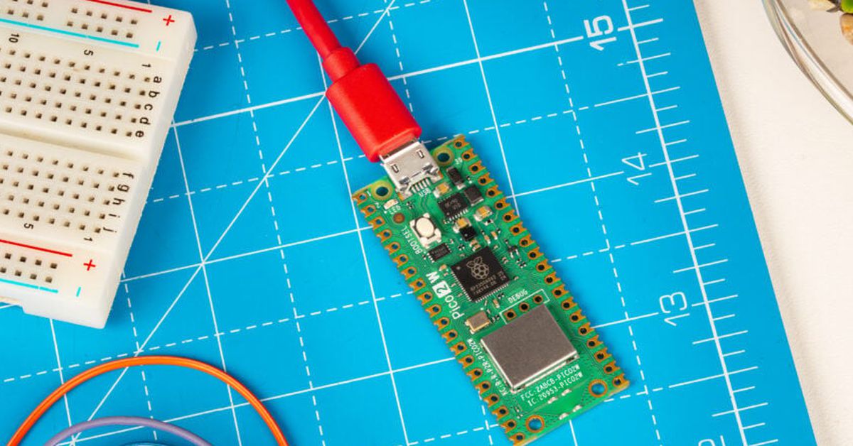 Raspberry Pi announces a $7 Pico 2 with built-in Wi-Fi - Rondea