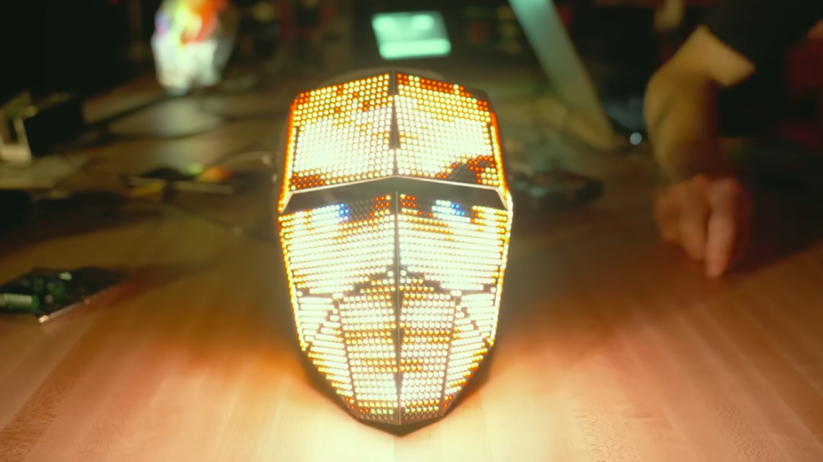 with-this-raspberry-pi-powered-mask-you-can-‘become-anyone’-hidden-behind-2,960-leds