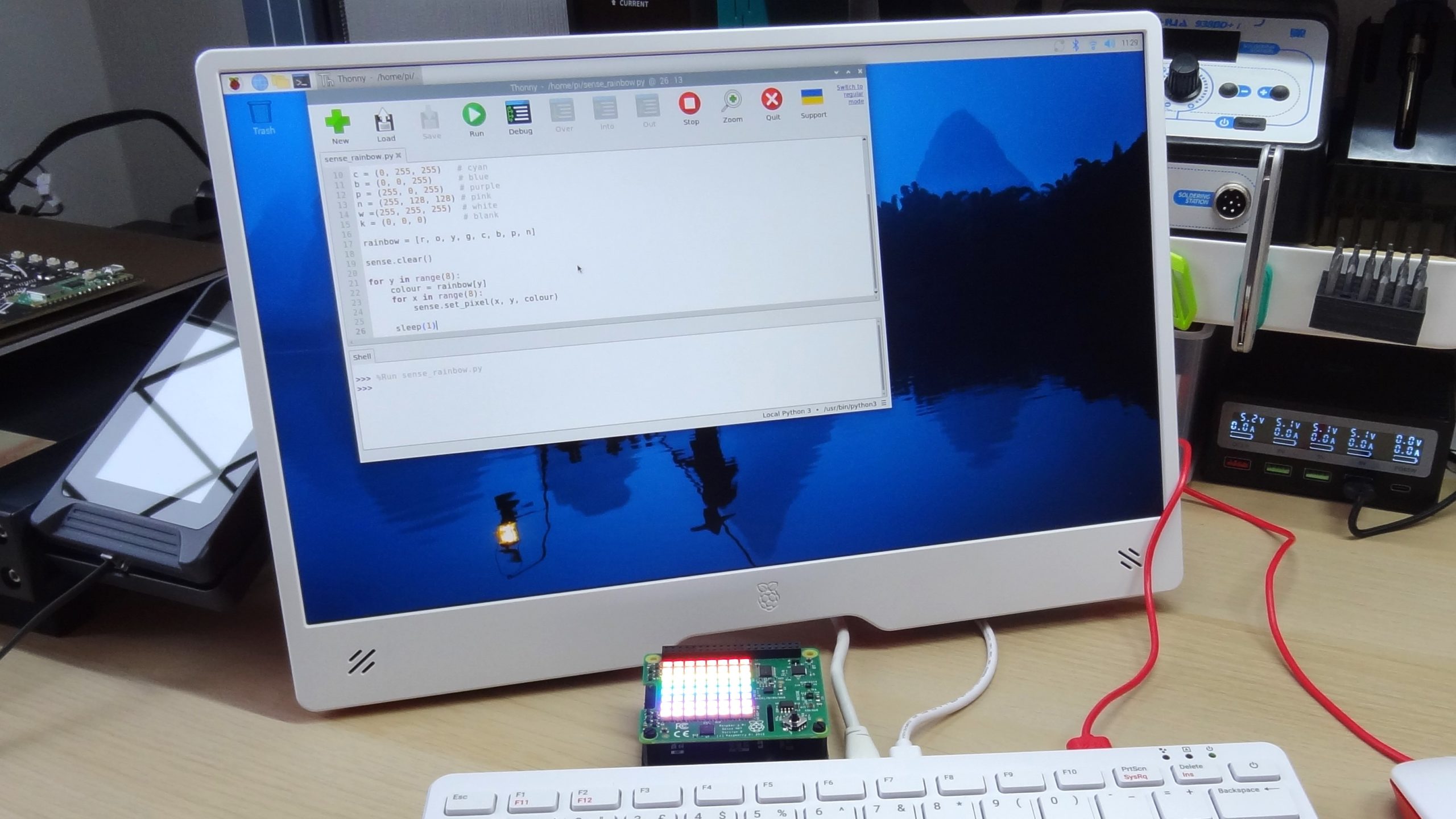 raspberry-pi-monitor-review:-well-built-portable-monitor-that-works-with-any-hdmi-capable-device