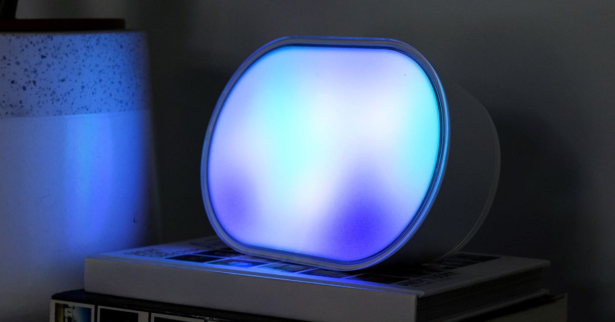 lifx-made-its-first-smart-lamp