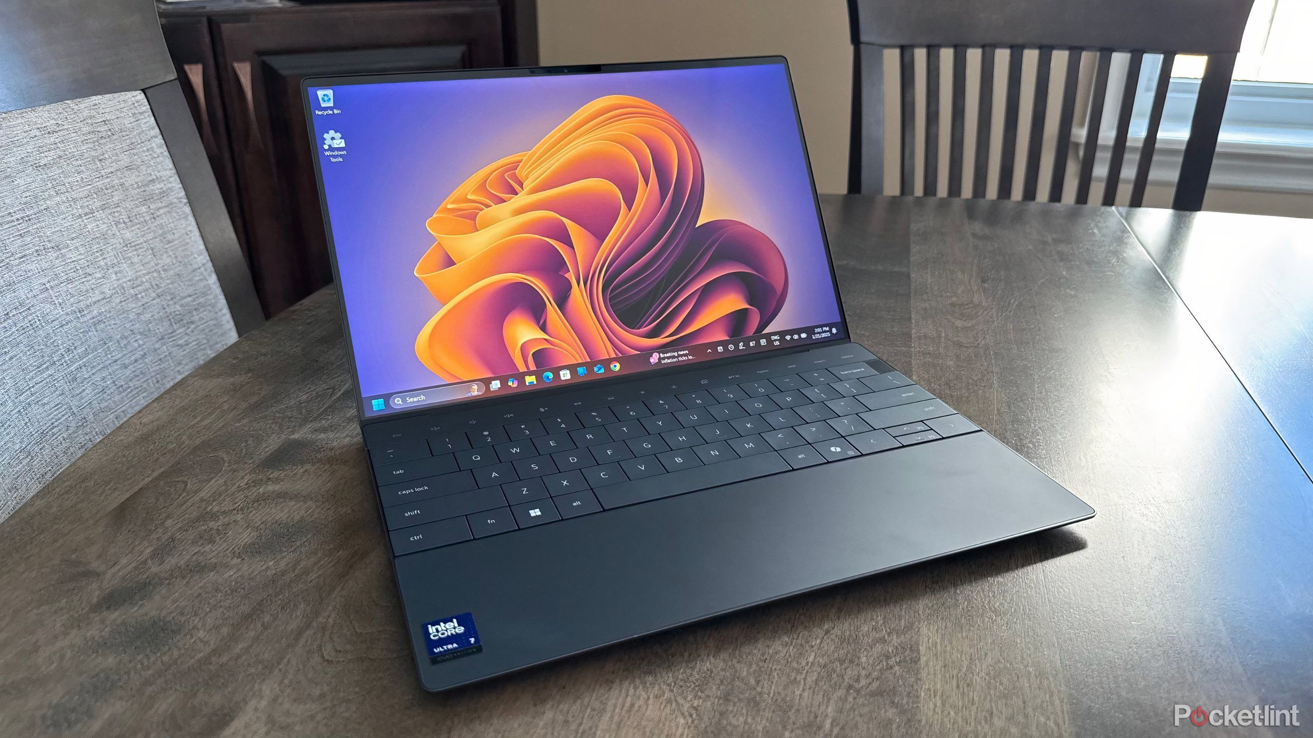 dell’s-new-xps-13-looks-stylish-while-packing-a-punch