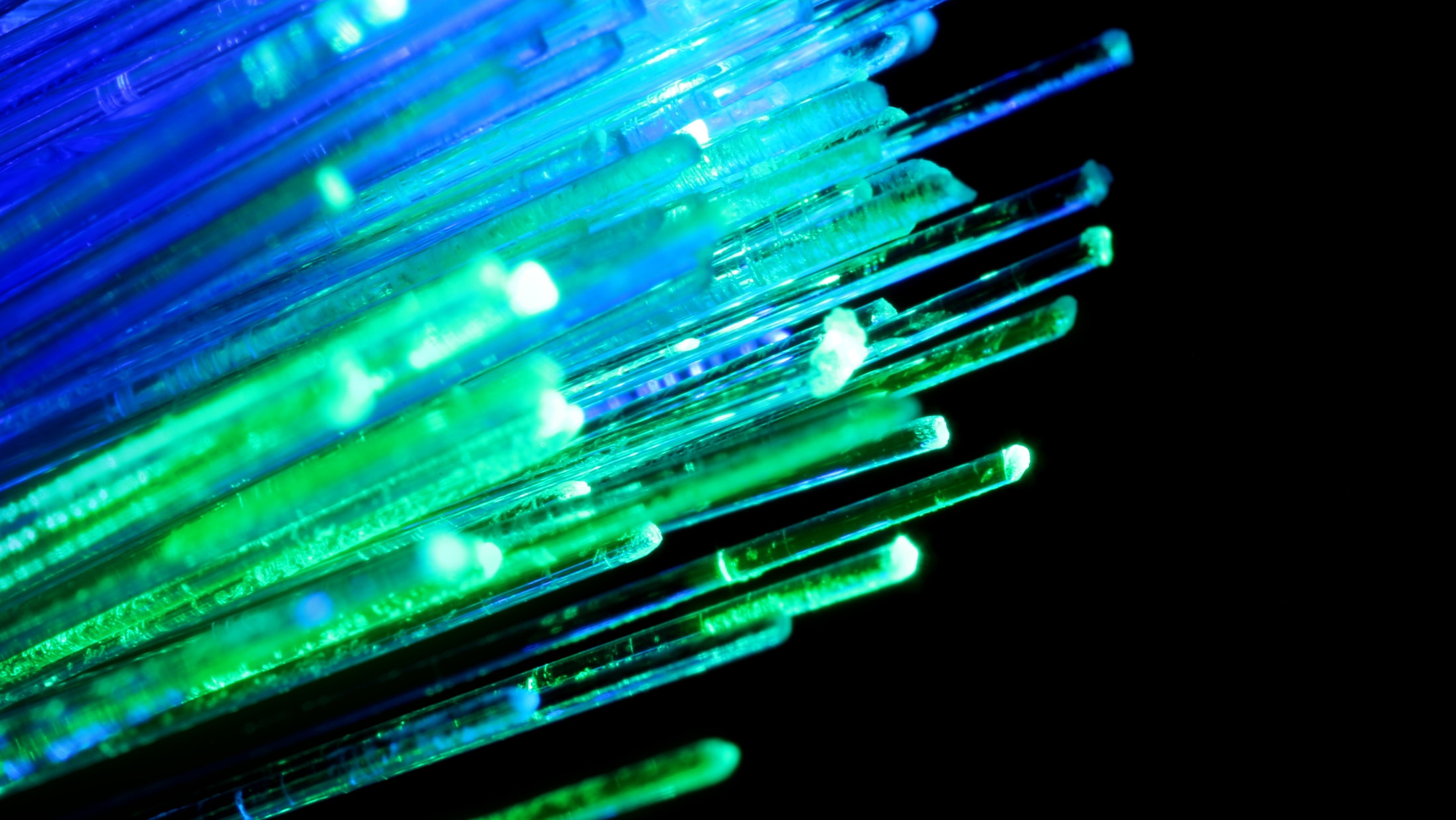 chinese-scientists-claim-neural-network-tech-unlocks-10,000x-speedup-in-optical-fiber-bandwidth